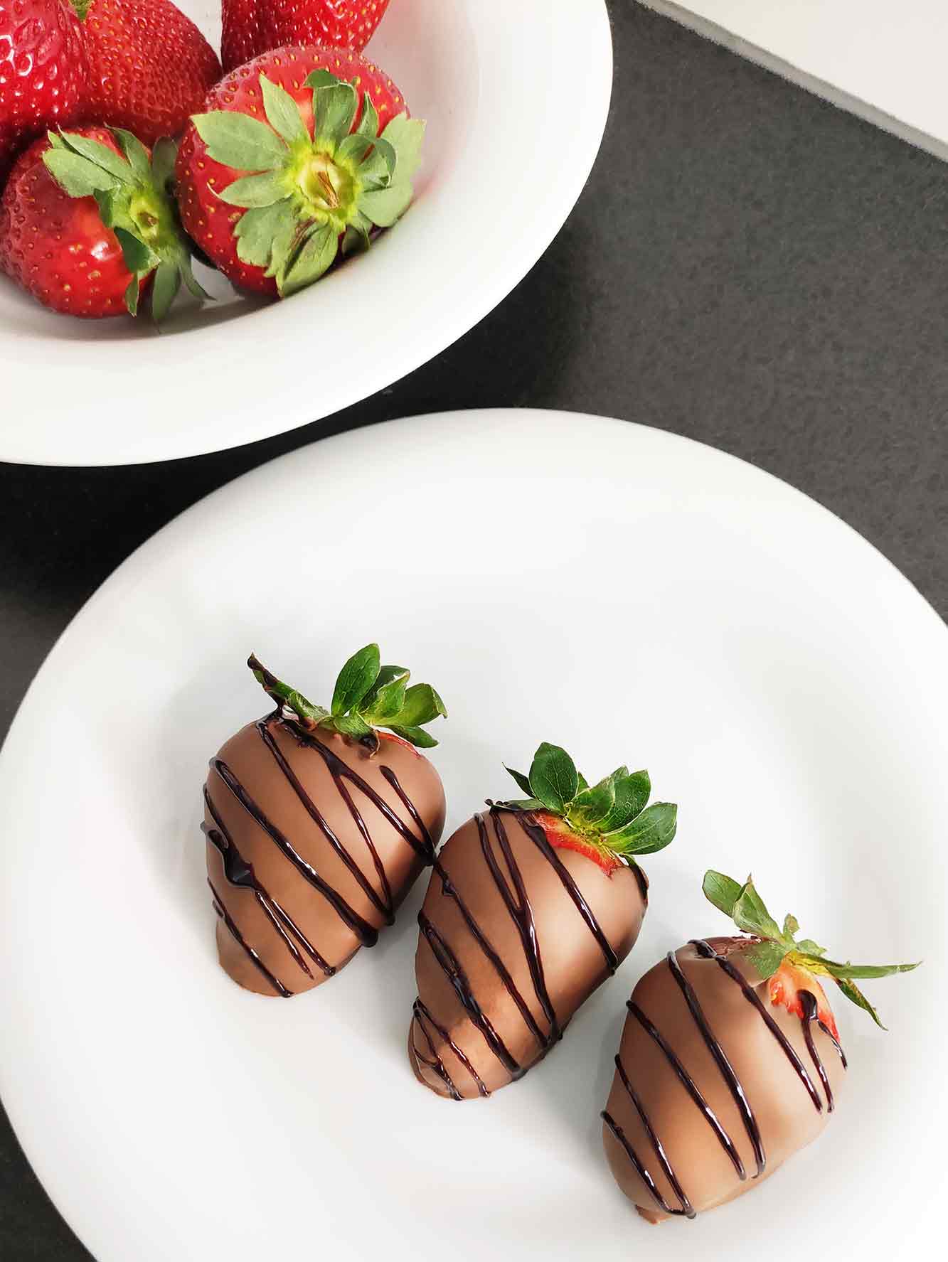Erdbeeren mit Schokolade – Startseite